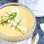 Τροπική Mους Kαρύδας με Formula 1 Banana Cream